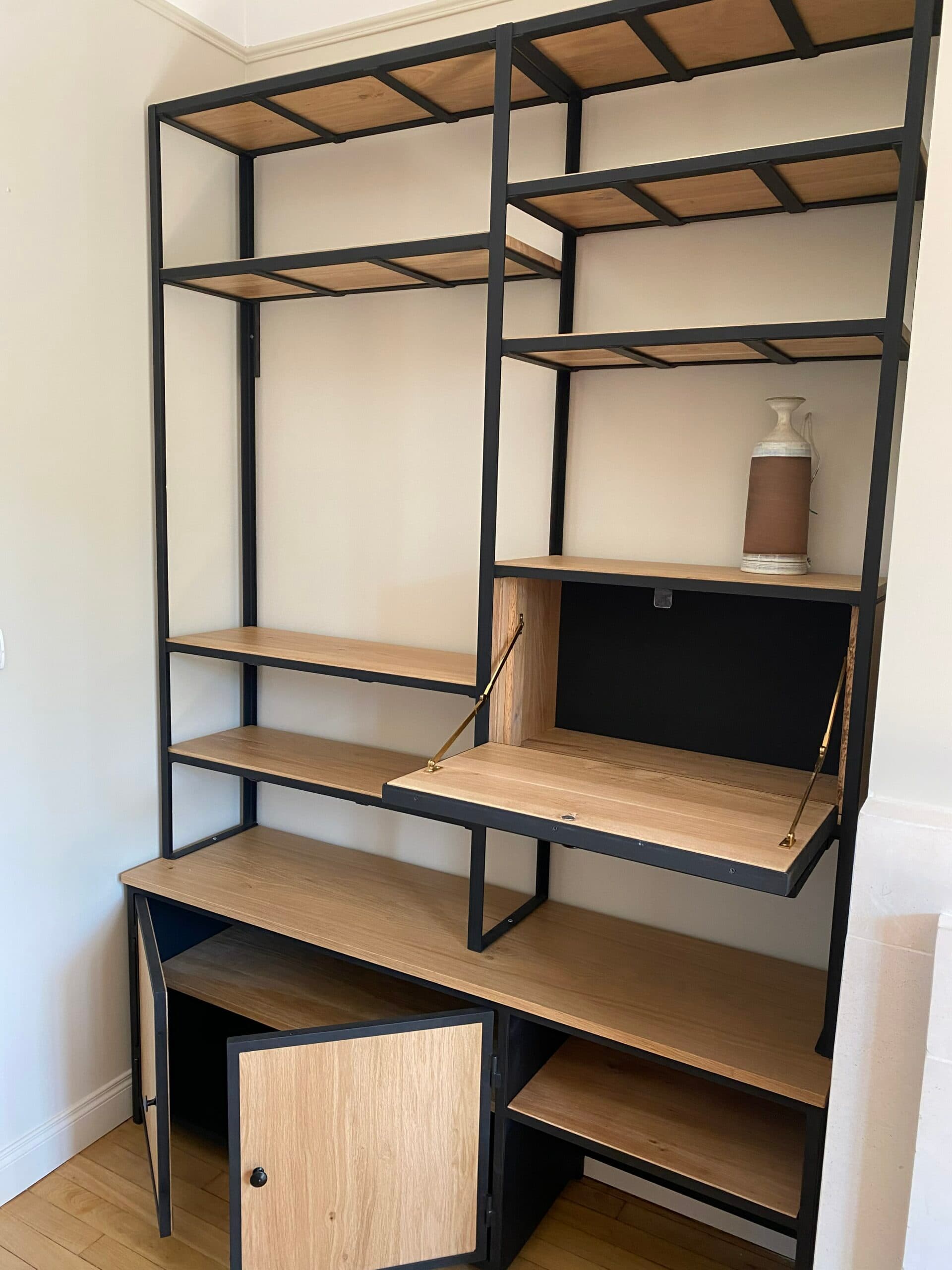 Bibliothèque bois et métal ALYA - Meuble artisanal sur mesure