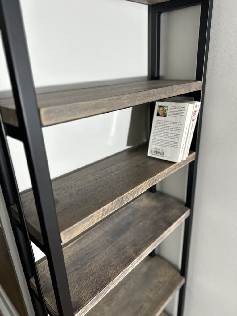 Etagère chêne massif et métal noir sur mesure "SCALA"