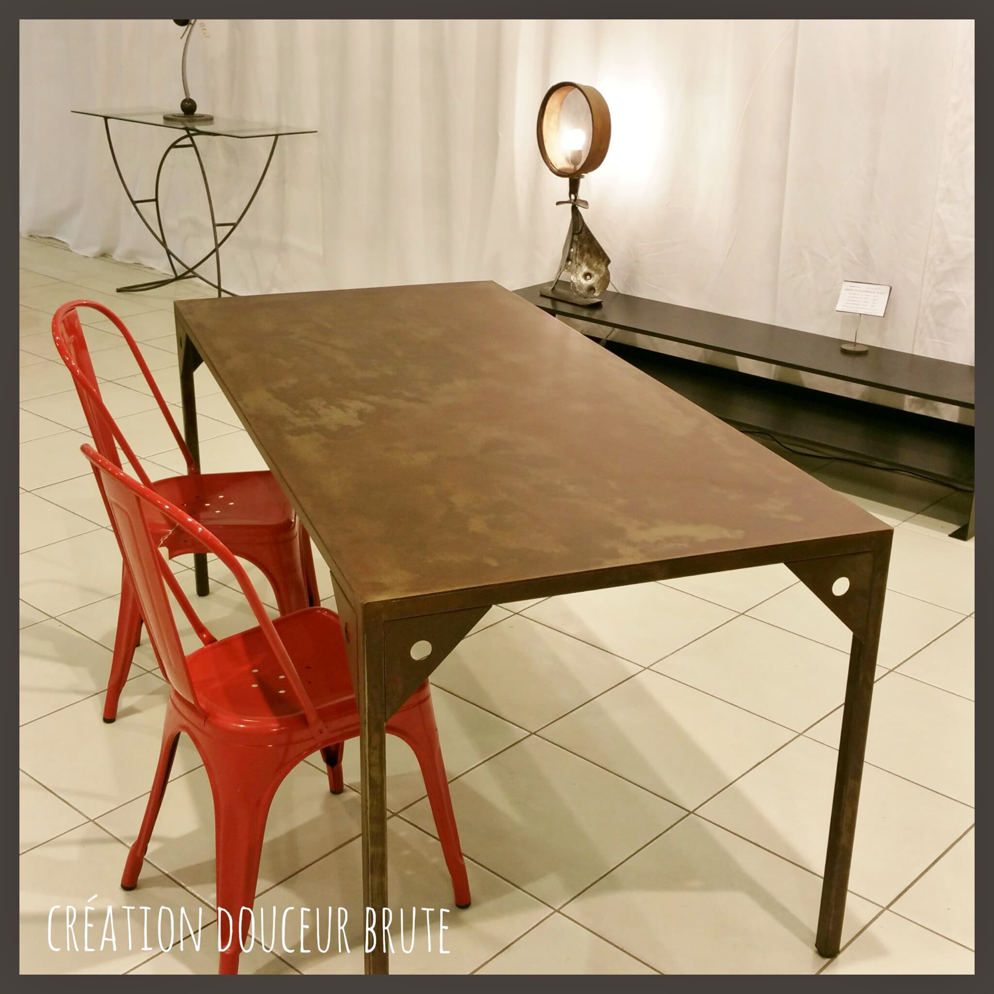 Table à manger extensible "Beni" en métal patiné