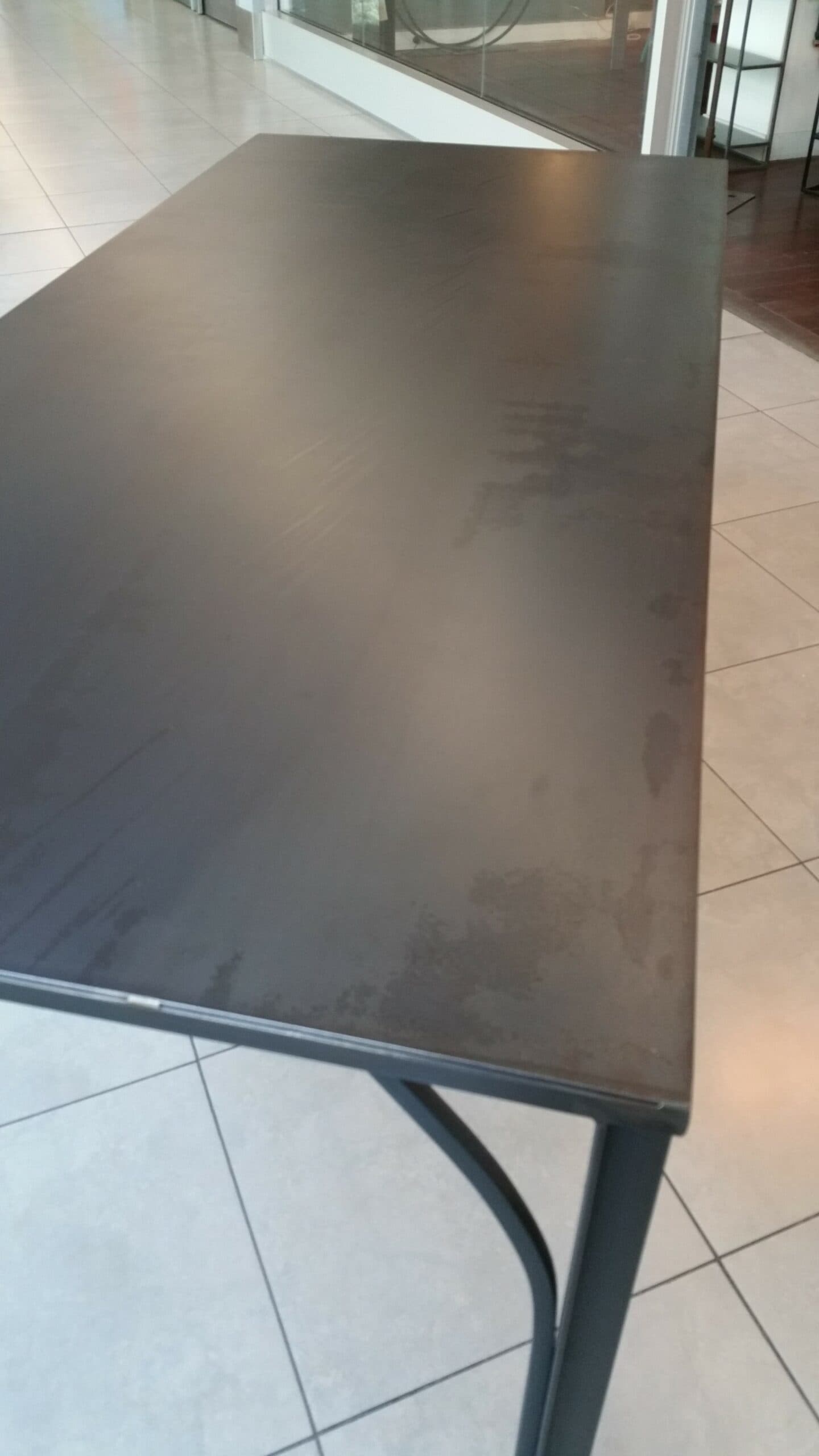 Table à manger industrielle Baltard en acier brut sur mesure
