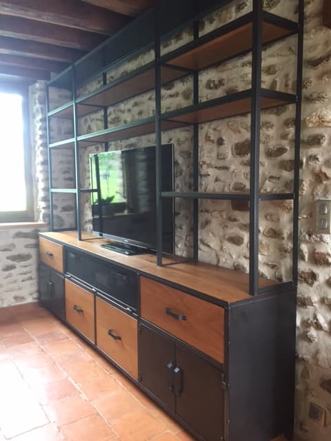 Meuble TV Bibliothèque industriel en bois & métal sur mesure "MANOIR" 