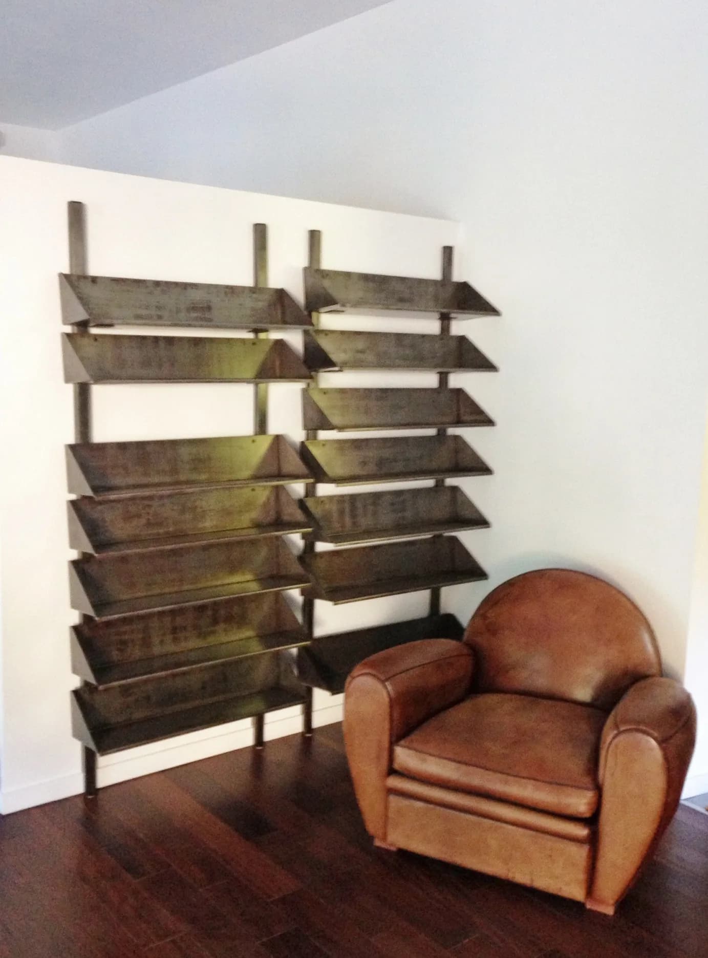 etageres industrielles sur mesure en metal patine