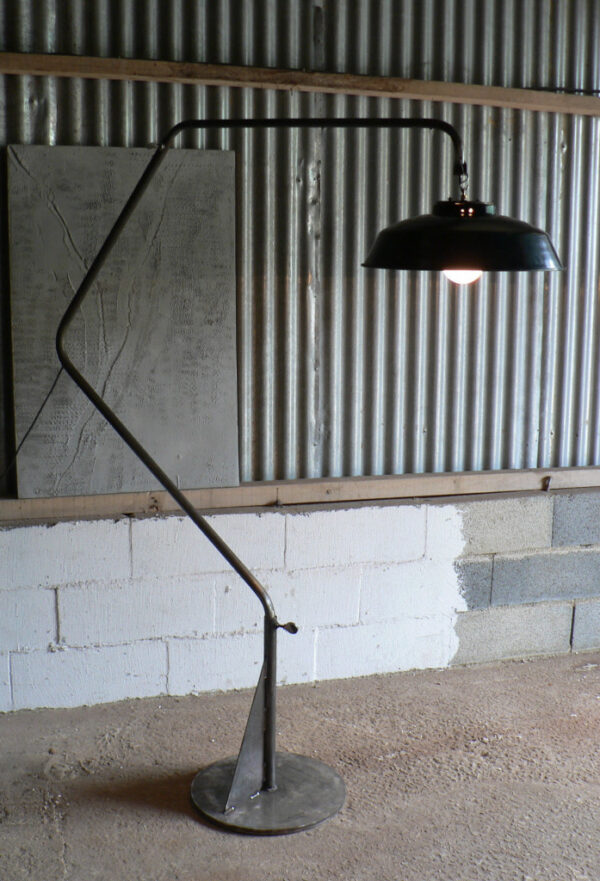 Lampadaire en Métal "TOKARA"